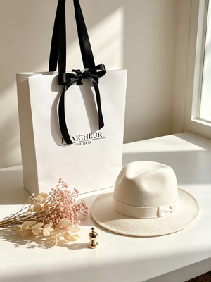 Good price Recycled Gift Bags elegant white paper bags with decorative bow and wide satin ribbon handles offering texture and strong recognition online