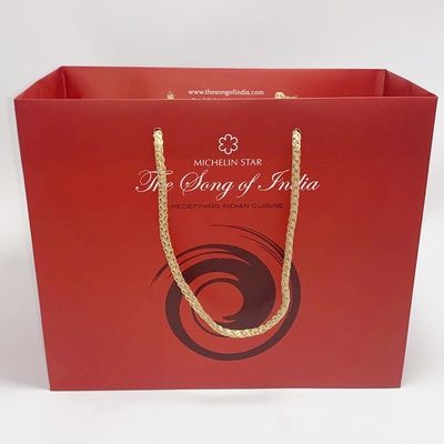Good price Personalized Recycled Gift Bags Boutique Card Paper Gift Bags With PP Handle online